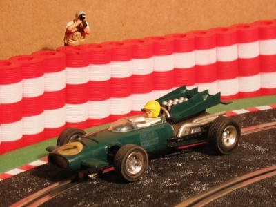 Neldo.net picture of Scalextric Spain Mclaren F1 (Color: green, Number 7)