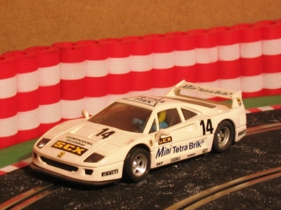 Neldo.net picture of Scalextric Spain Ferrari F-40 'Tetra-pack' SCX