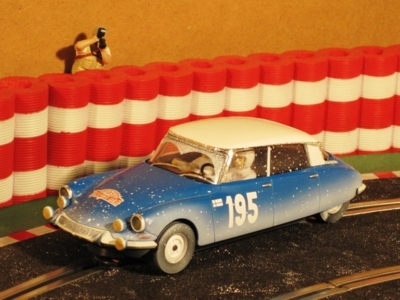 Neldo.net picture of Scalextric Spain CitroÃ«n DS 21 'Toivonen' Efecto nieve (Rally Montecarlo 1966)