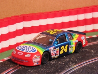 Neldo.net picture of Scalextric Spain Chevrolet Nascar 'Du Pont'