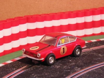Neldo.net picture of Scalextric Spain TC 850 Coupe (Color: red)