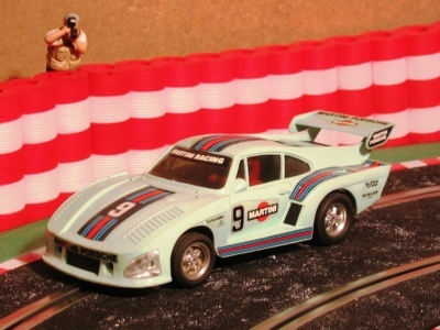 Neldo.net picture of Scalextric Spain Porsche 935 (Color: blue)