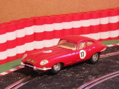 Neldo.net picture of Scalextric Spain Jaguar E (Color: dark red)