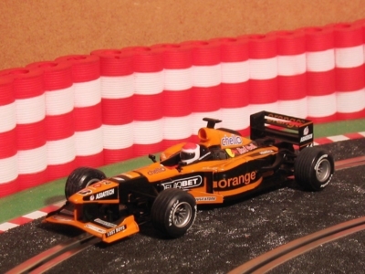 Neldo.net picture of Scalextric Spain Orange Arrows F-1 'Team 2001 Showcar'
