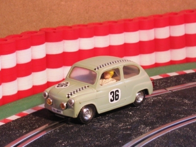 Neldo.net picture of Scalextric Spain SEAT 600 (Color: light green, Number 12)