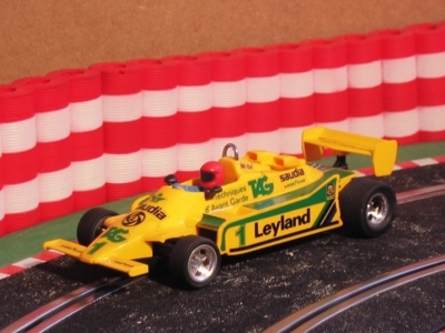 Neldo.net picture of Scalextric Spain Williams FW07 F1 (Color: yellow)