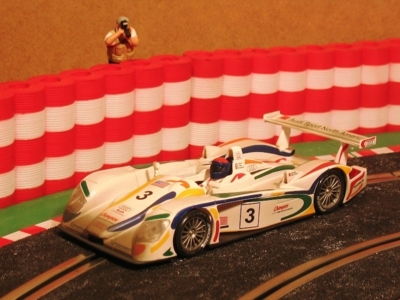 Neldo.net picture of Scalextric Spain Audi R8 'Sport America' Efecto Goma