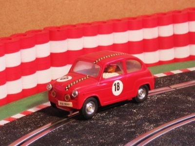 Neldo.net picture of Scalextric Spain SEAT 600 (Color: red)