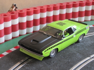 Neldo.net picture of Scalextric Spain Plymouth AAR CUDA 'LIME' Especial Shangai