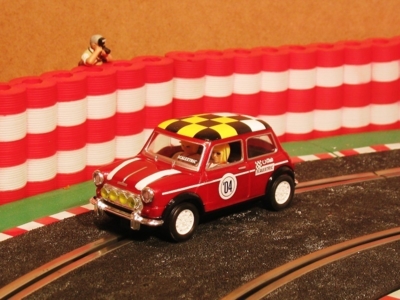 Neldo.net picture of Scalextric Spain Mini Cooper Club 2004