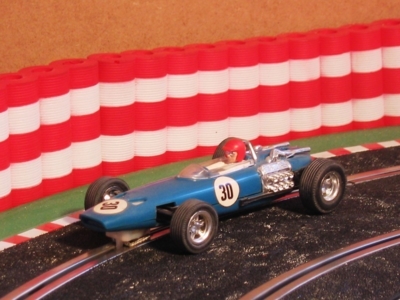 Neldo.net picture of Scalextric Spain BRM F1 (Color: blue, Number 30)