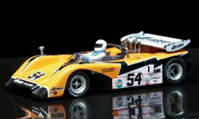 Vanquish MG catalogue picture of McLaren M8E Auto World nº54