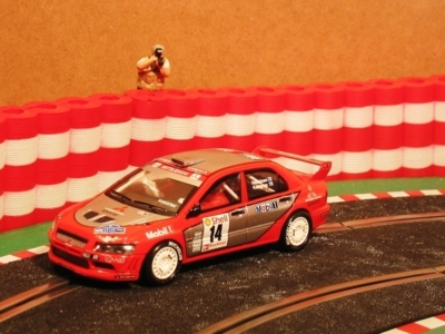 Neldo.net picture of Scalextric Spain Mitsubishi Lancer Evo VII 'Mika'