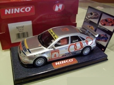 Picture of Audi A4 Repsol