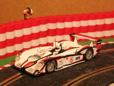 Neldo.net picture of Scalextric Spain Audi R8 'Kristensen'