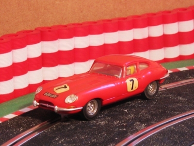 Neldo.net picture of Scalextric Spain Jaguar E (Color: light red)