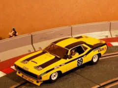 Plymouth Barracuda Yellow '24 Horas de LeMans 1975'