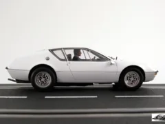 Alpine Renault blanc