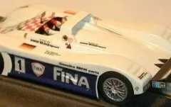 BMW V 12 n1
