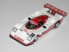 Nissan Lola T 810 n30