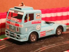 Camion Mercedes 'ESSO'