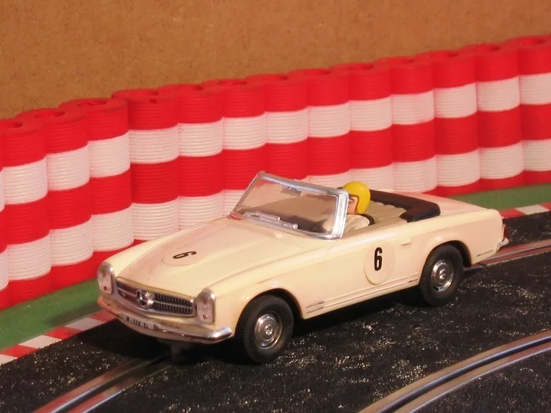 Neldo.net picture of Scalextric Spain Mercedes 250 Sport (Color: white)
