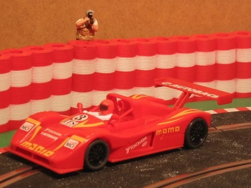 Neldo.net picture of Scalextric Spain Ferrari 333SP 'Momo'