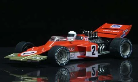 Vanquish MG catalogue picture of Lotus 72 Gold Leaf