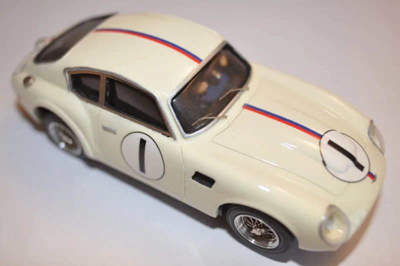 Slot Classic catalogue picture of Aston Martin DB 4 GT Le Mans