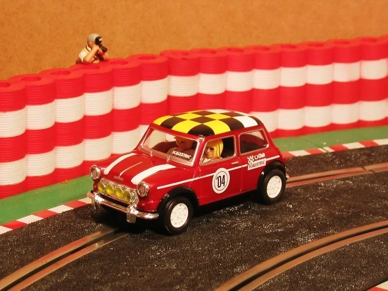 Neldo.net picture of Scalextric Spain Mini Cooper Club 2004