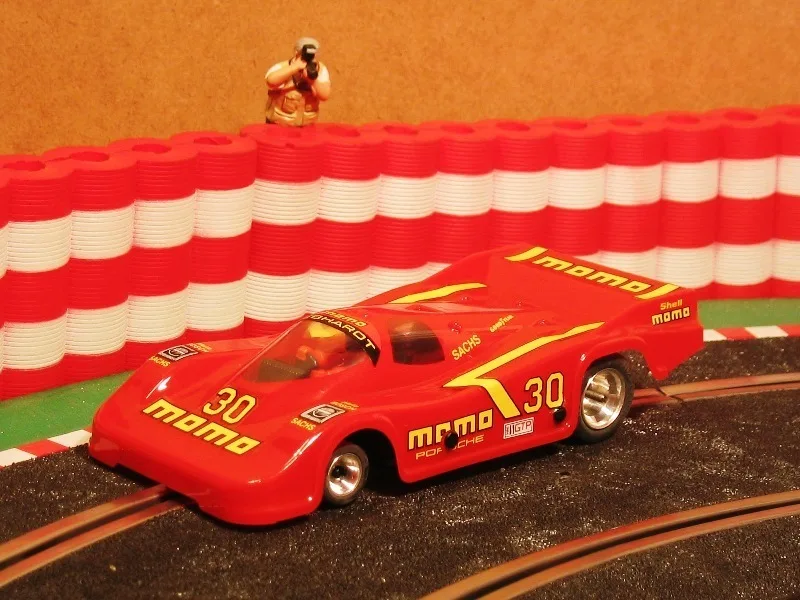 Neldo.net picture of Scalextric Spain Porsche 962-C 'Momo'
